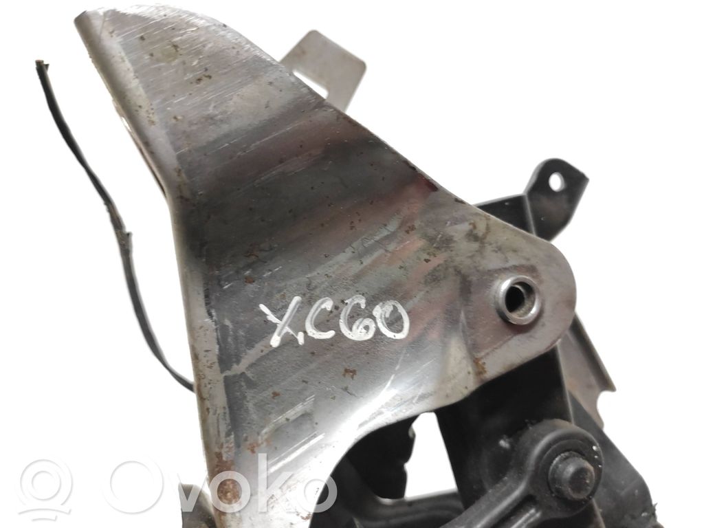 31400028 Volvo XC60 Sankabos pedalas, 54,90 € | RRR