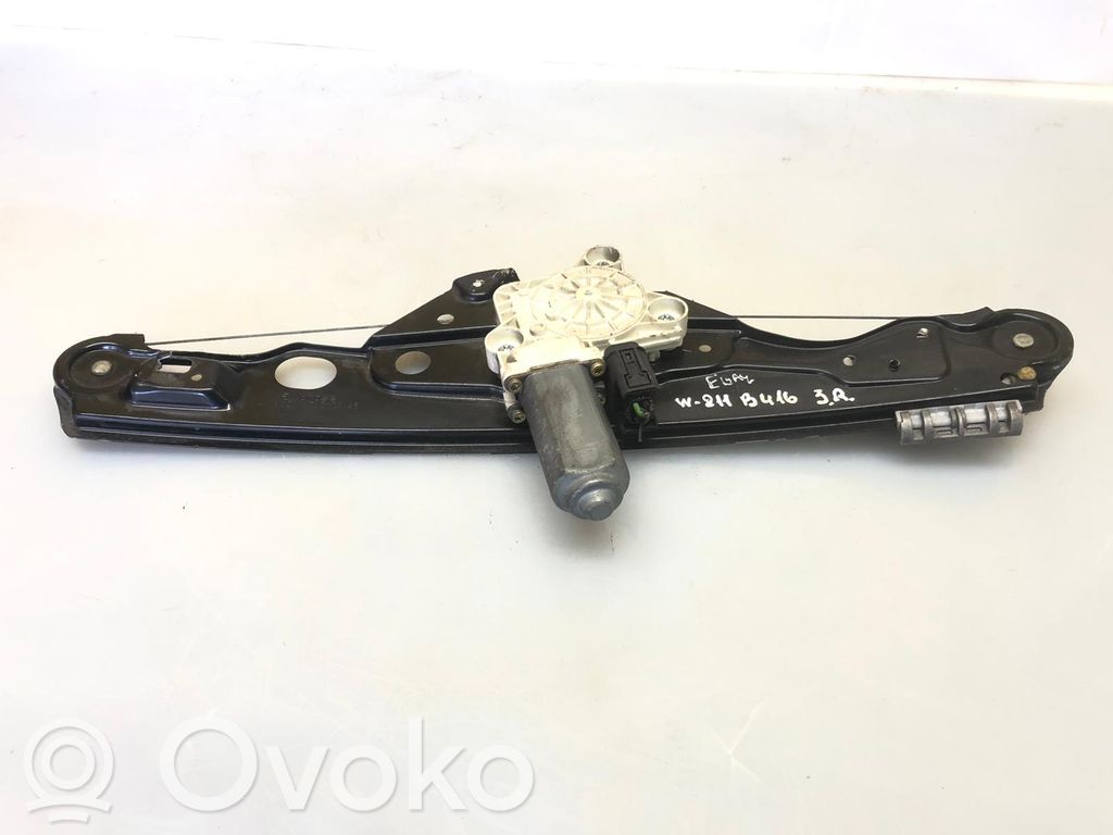Elektriskā loga pacelšanas mehānisma komplekts