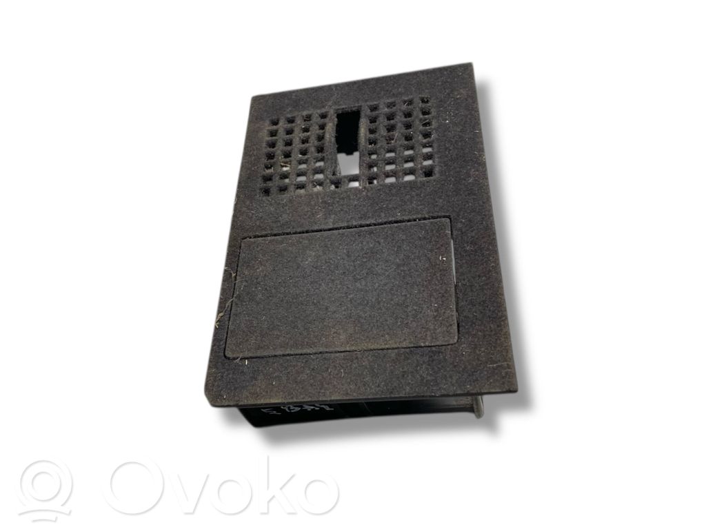 Cita veida vidus konsoles (tuneļa) elementi