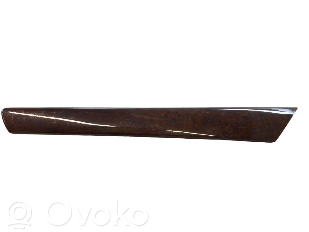 Cita veida salona detaļa