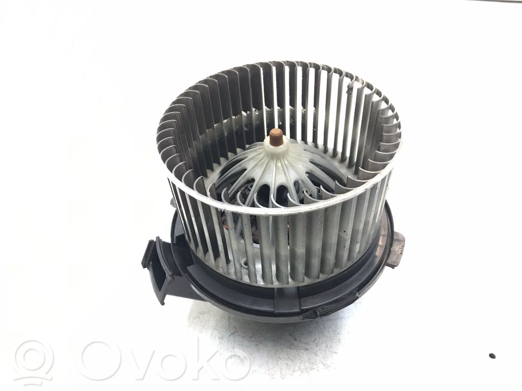 Mazā radiatora ventilators