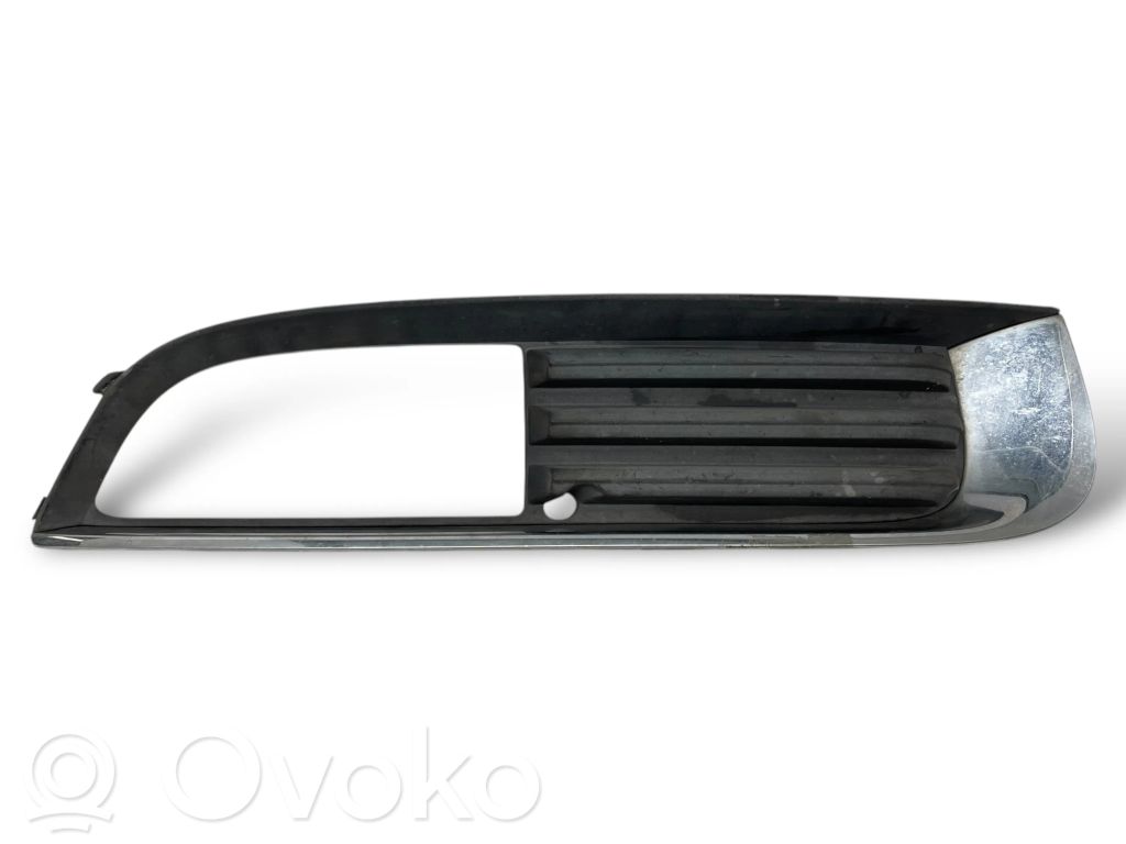 Apakšējais režģis (trīsdaļīgs)