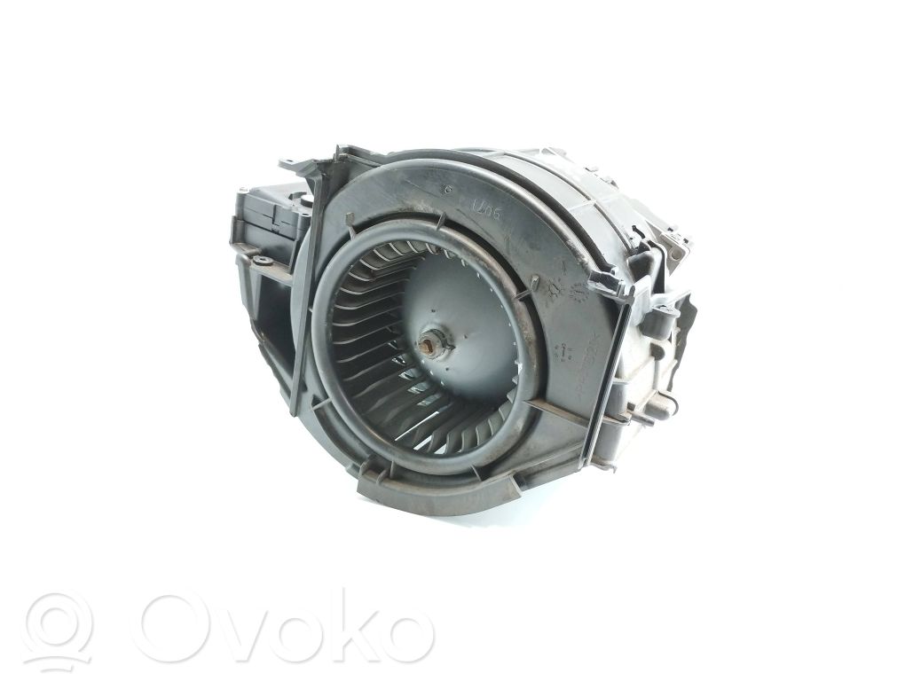 Mazā radiatora ventilators