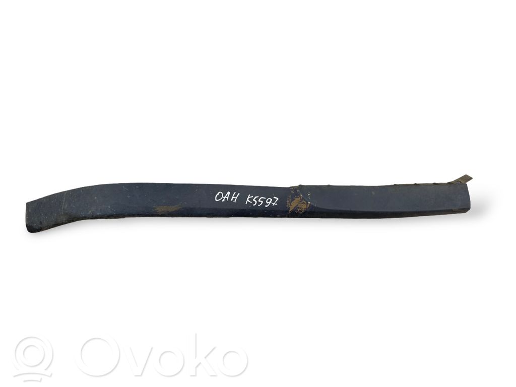 Apakšējā bampera daļa (lūpa)