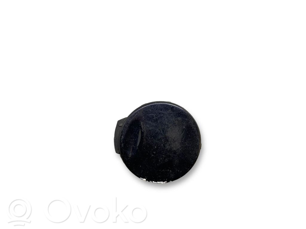 Vilkšanas āķa vāciņš bamperī
