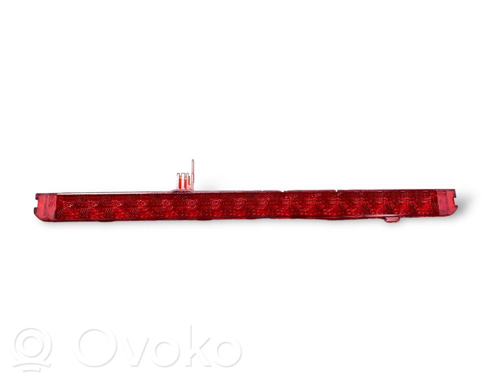 Papildu bremžu signāla lukturis