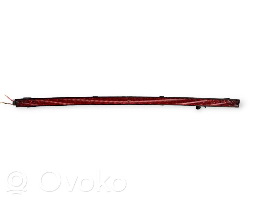 Papildu bremžu signāla lukturis