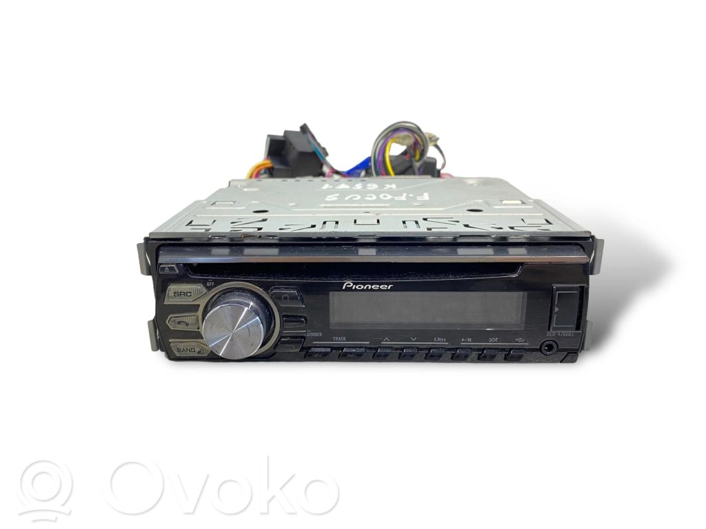 Radio / CD/DVD atskaņotājs / navigācija