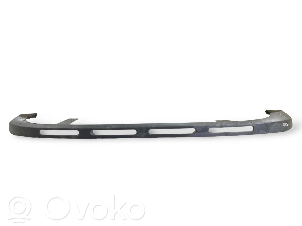 Apakšējā bampera daļa