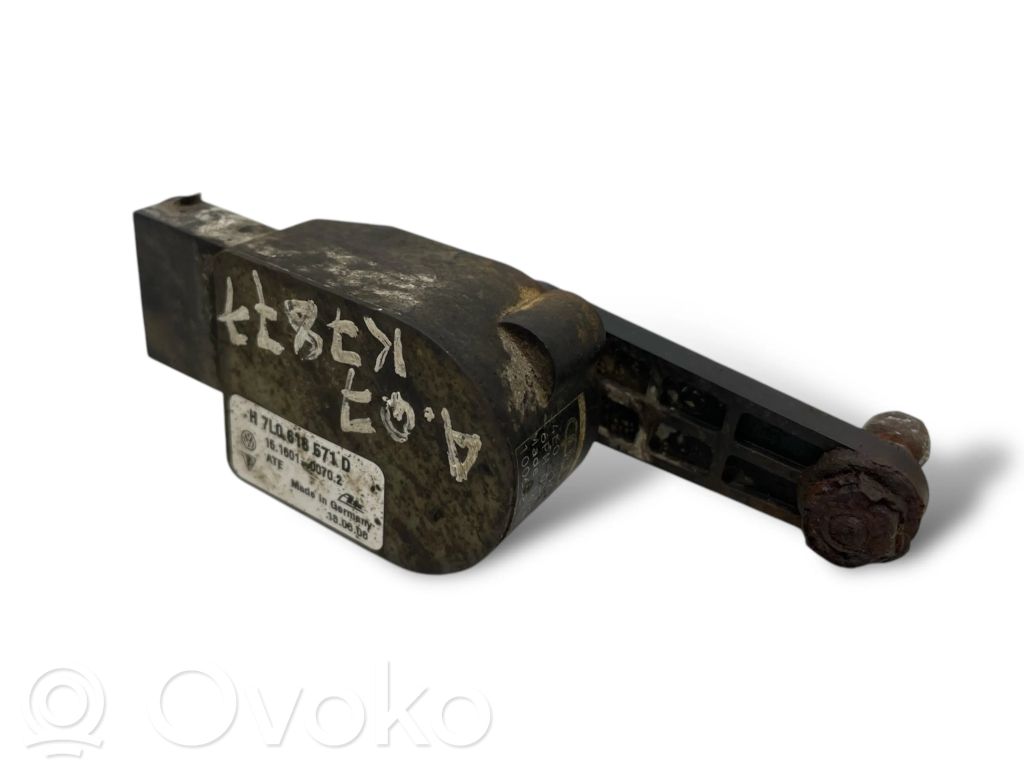 Augstuma sensors (priekšējo lukturu)