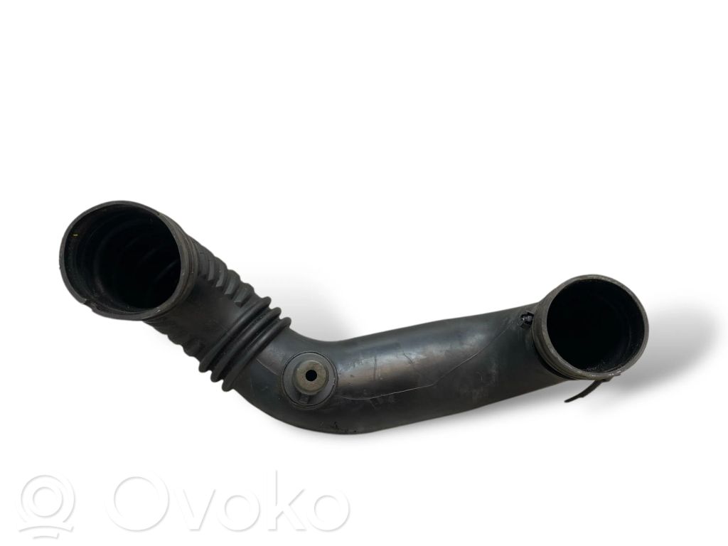 Šļūtene (-es) / caurule (-es)