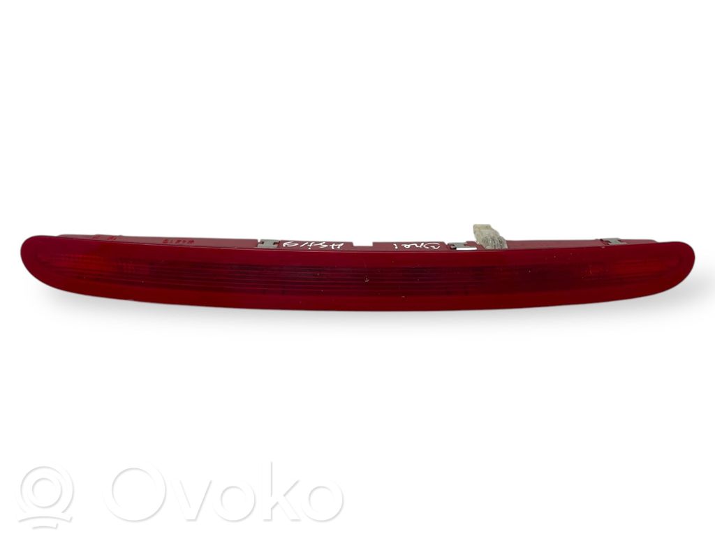 Papildu bremžu signāla lukturis