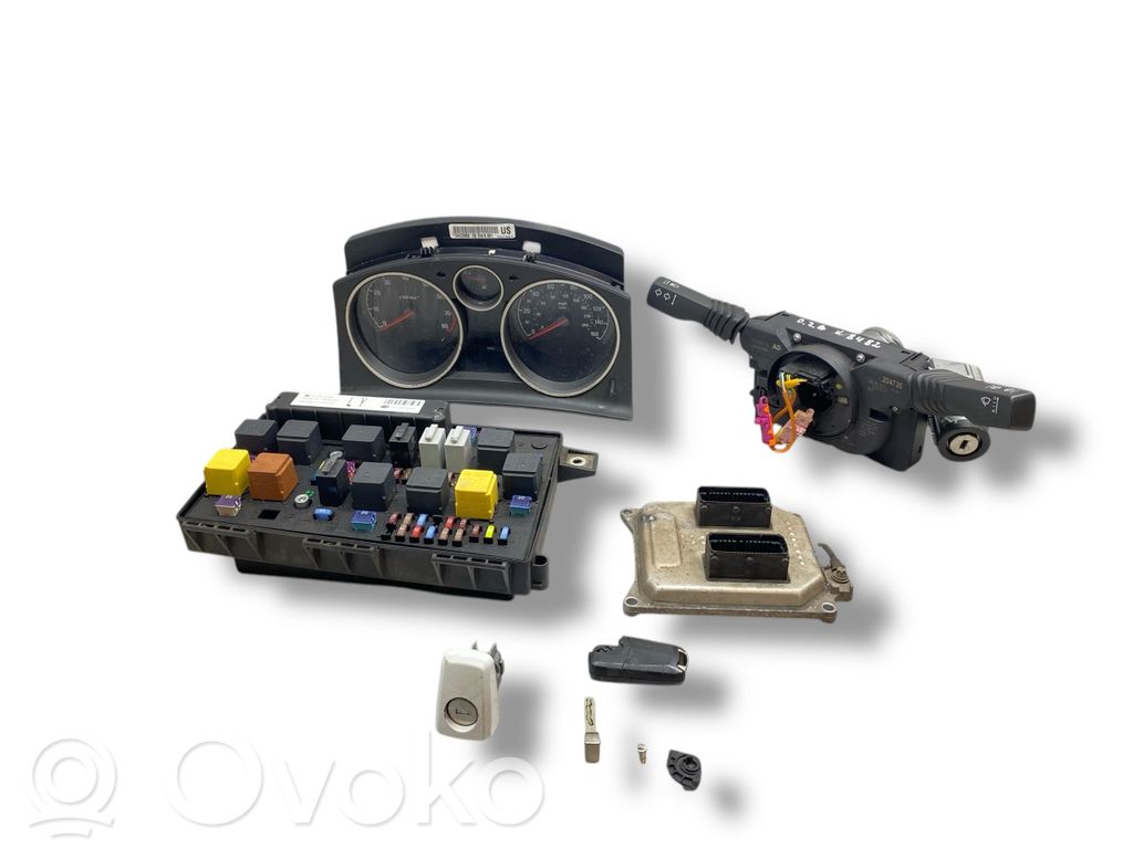 Aizdedzes ECU komplekts