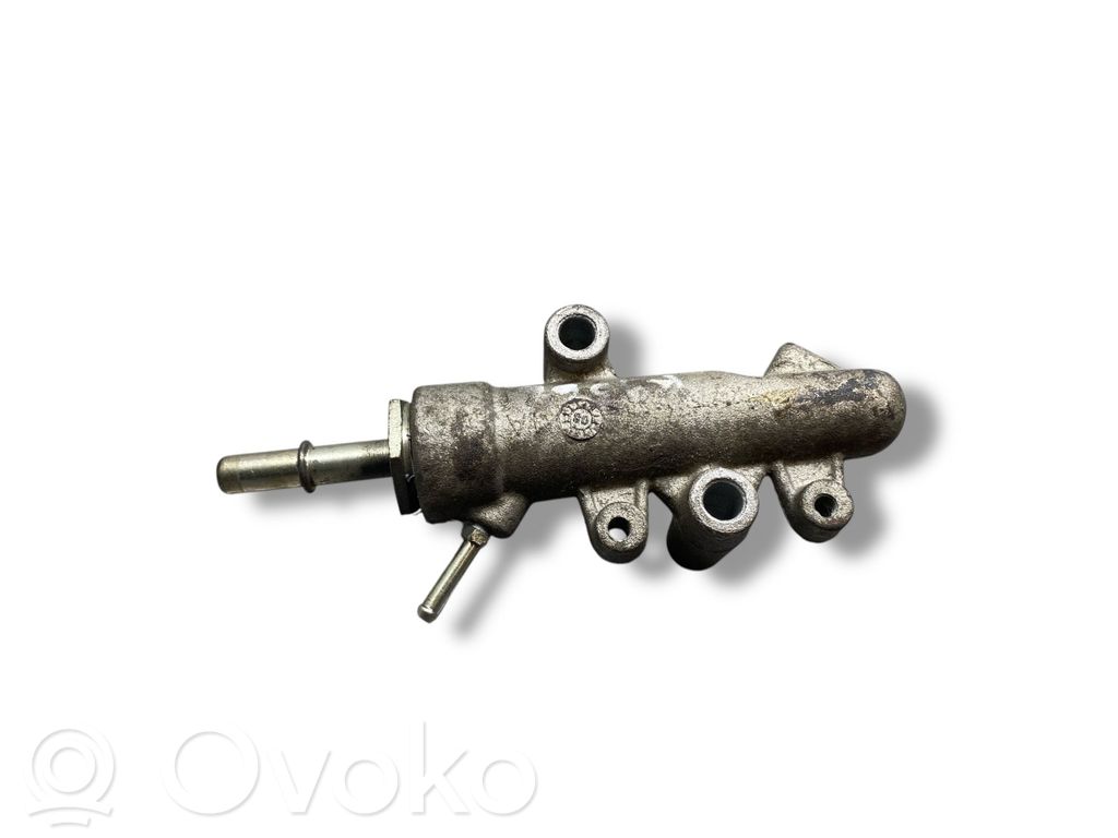Fuel splitter