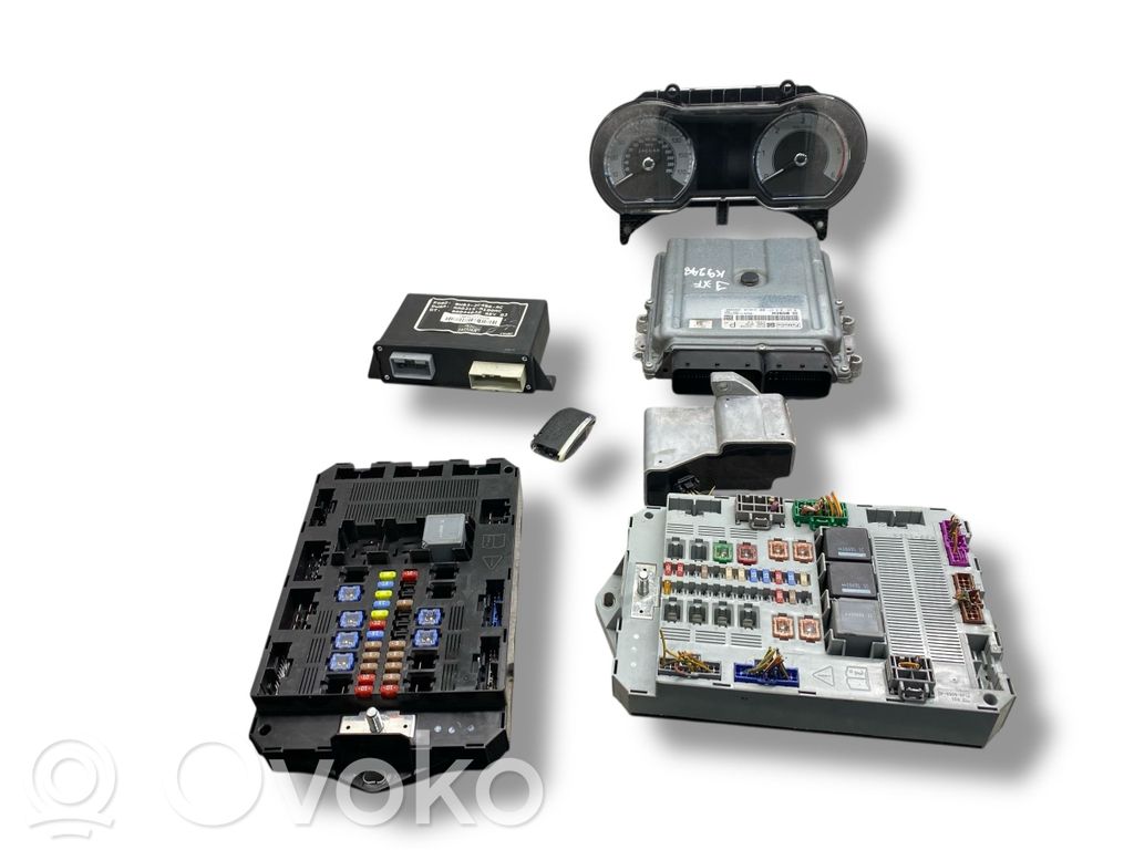 Aizdedzes ECU komplekts