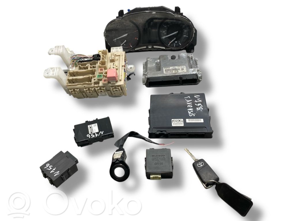 Aizdedzes ECU komplekts