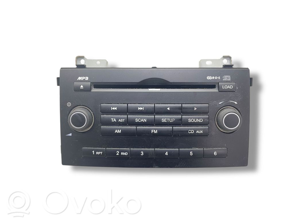 Radio / CD/DVD atskaņotājs / navigācija