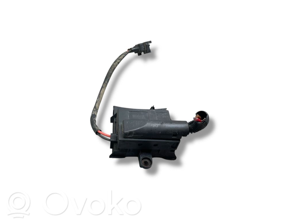 Dzesēšanas ventilatora relejs