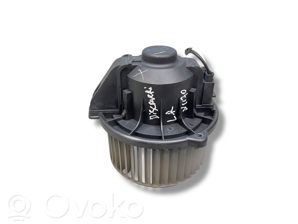 Mazā radiatora ventilators