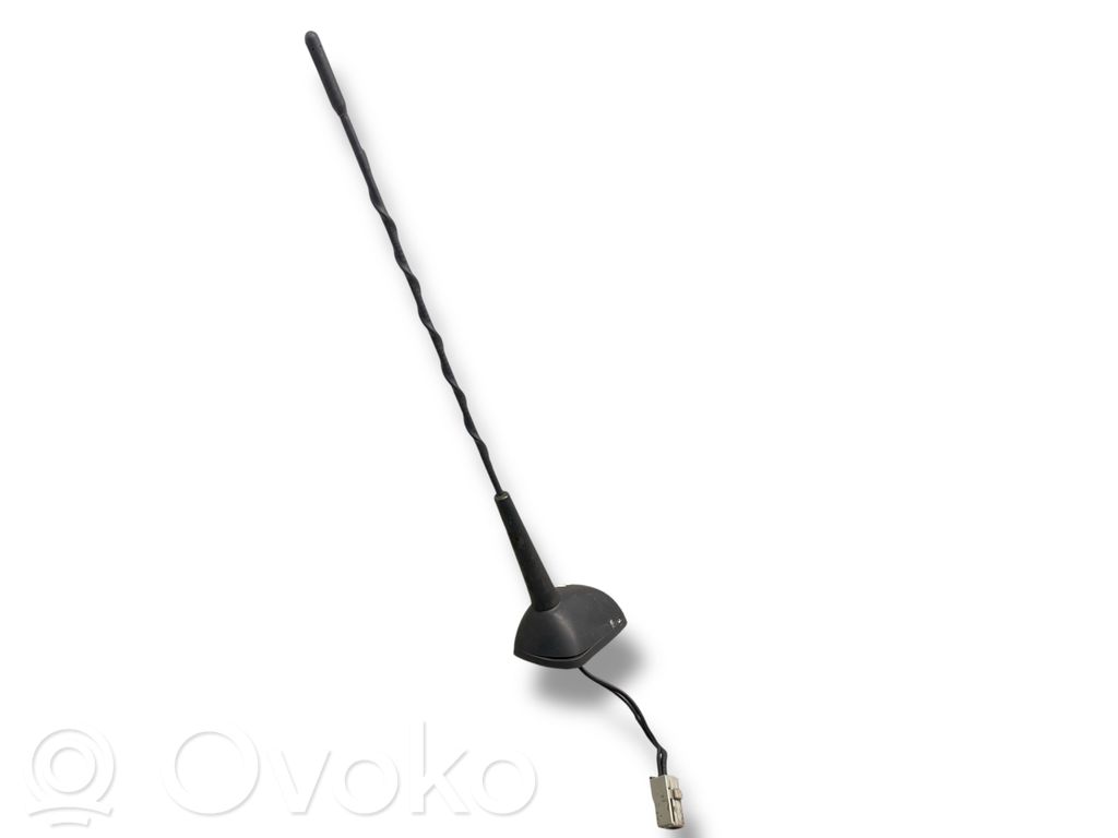 Radio antena