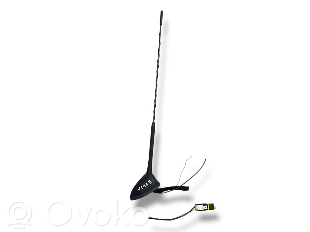 Radio antena