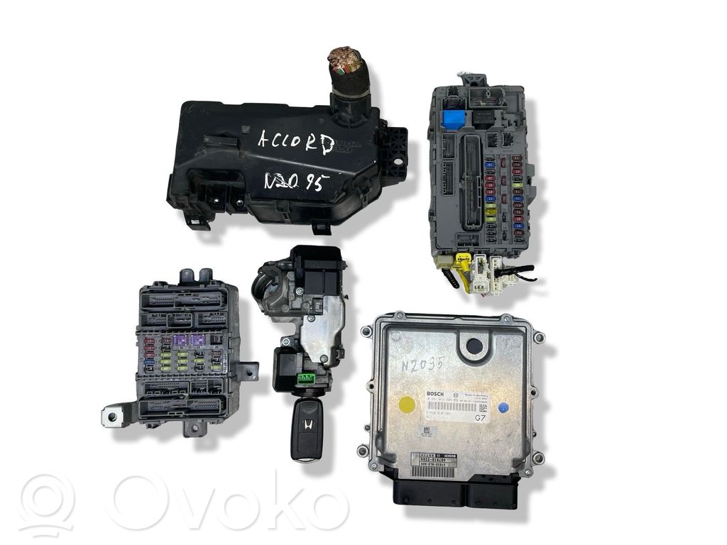 Aizdedzes ECU komplekts