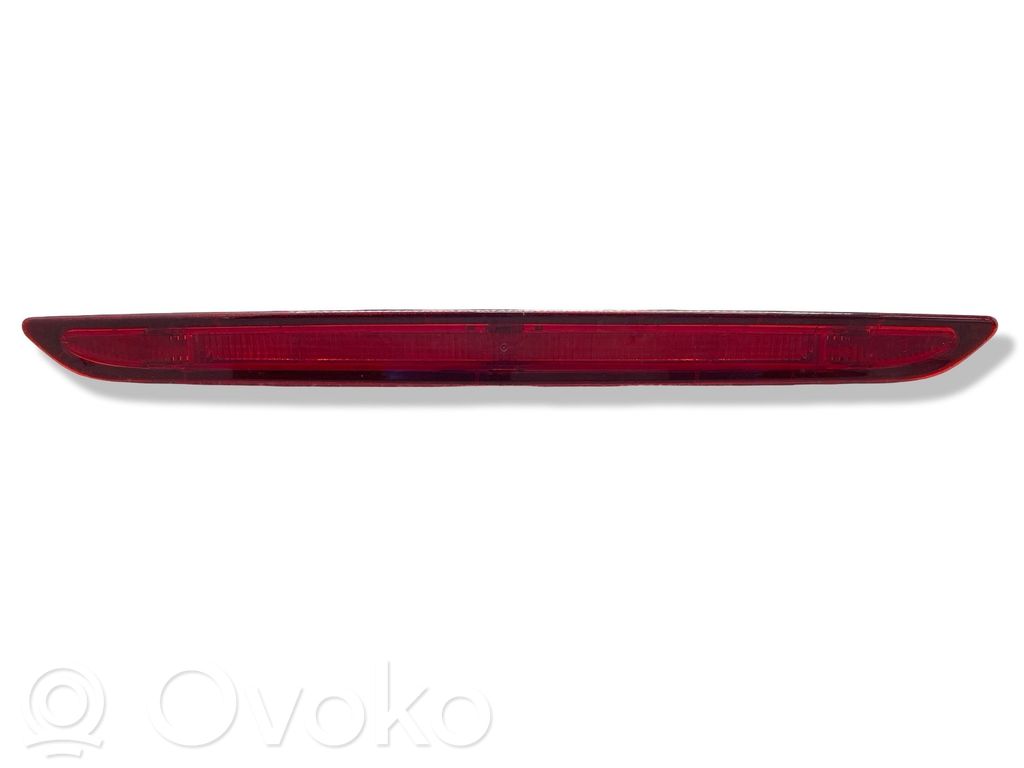 Papildu bremžu signāla lukturis