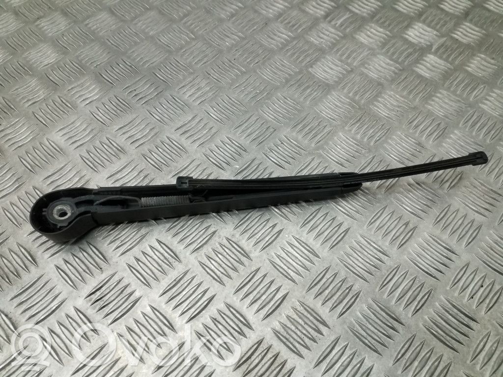 fcf83a2dfc0b9fe87b3625063c440b  