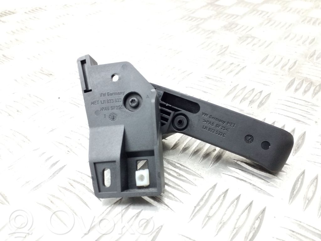 1J1823533C Skoda Superb B6 (3T) Hebel Öffner Griff Motorhaube  