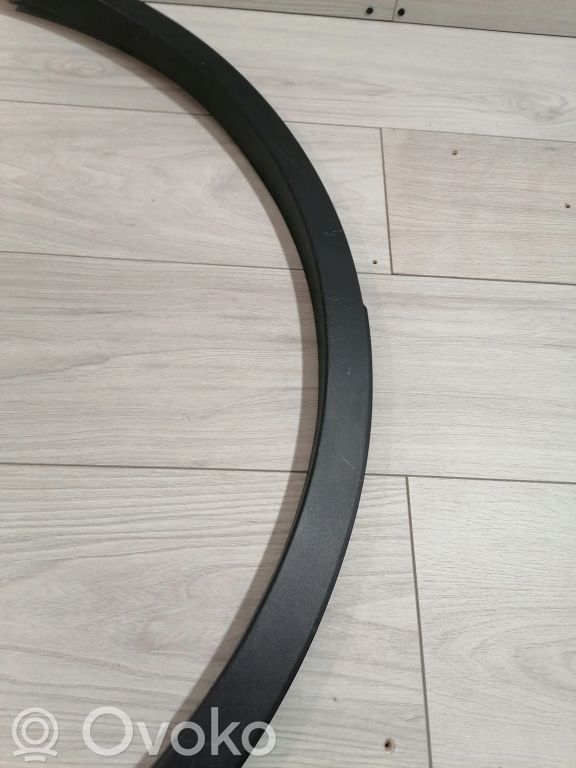 165869300A Tesla Model Y Zierleiste Radlauf hinten, 98.82 € | RRR