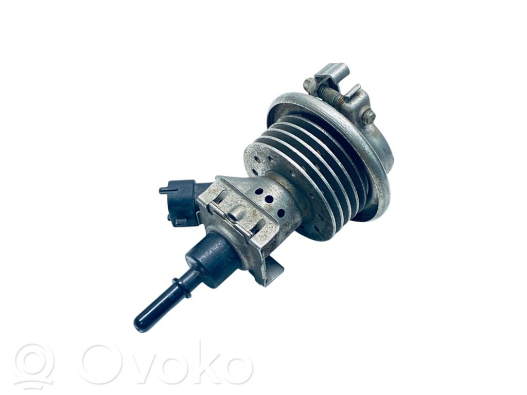 A0004901013 Mercedes-Benz Sprinter W906 Injecteur AdBlue, 59,95 € | OVOKO