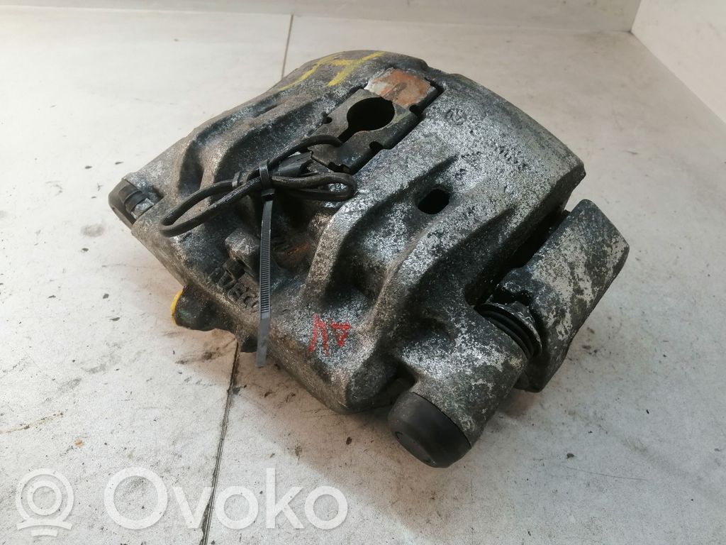 594205 Iveco Daily 35.8 - 9 Bremssattel vorne, 20.00 € | RRR 