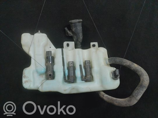 BMW 5 E39 Windshield washer fluid reservoir/tank 