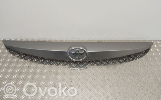 Toyota Auris E180 Barra luminosa targa del portellone del bagagliaio 