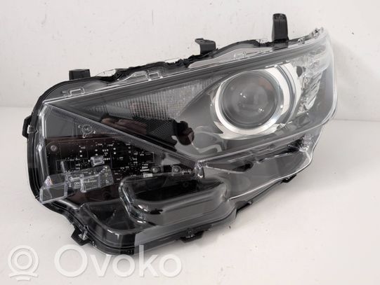Toyota Auris E180 Priekinis žibintas 