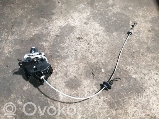 Opel Zafira B Vaihteenvalitsimen verhoilu 