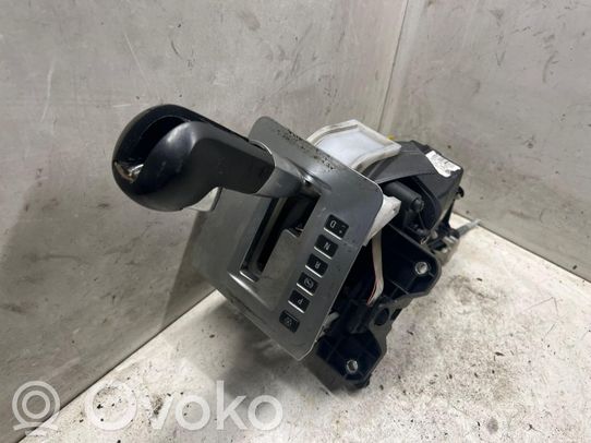 Opel Zafira B Vaihteenvalitsimen verhoilu 