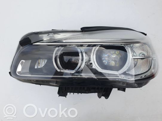 BMW 2 F45 Priekinis žibintas 