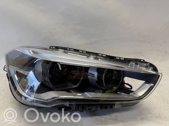 BMW X1 F48 F49 Priekinis žibintas 