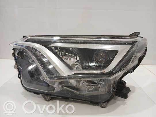 Toyota RAV 4 (XA40) Priekinis žibintas 