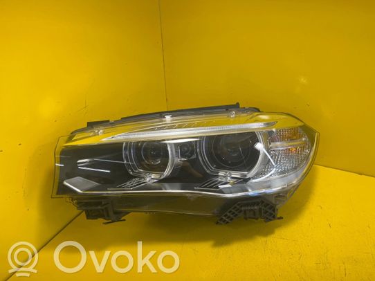BMW X5 F15 Priekinis žibintas 