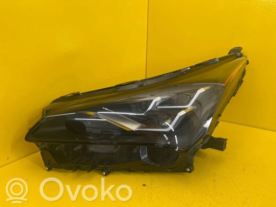 Lexus NX Priekinis žibintas 