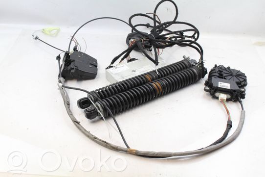Tavaratilan luukun hydrauliikkasarja   7317512,61357317512,7394649,61357394649