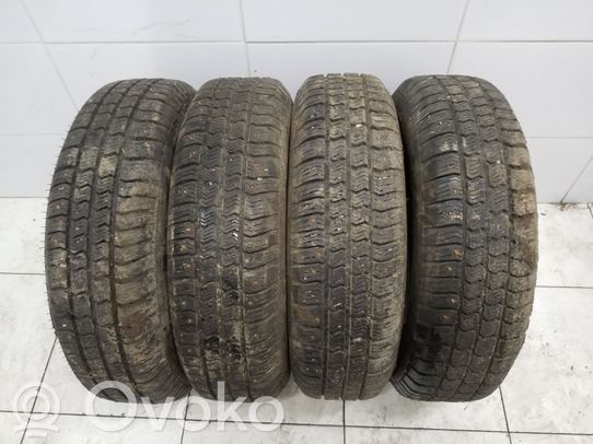 Pneus d’hiver R13 à crampons   16580R1383TMS,SAVA,ESKIMOS2ICE,28SAVAITE2005METAI