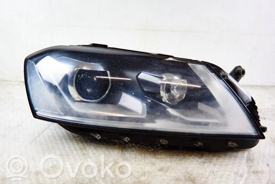 Volkswagen PASSAT B7 Priekinis žibintas 