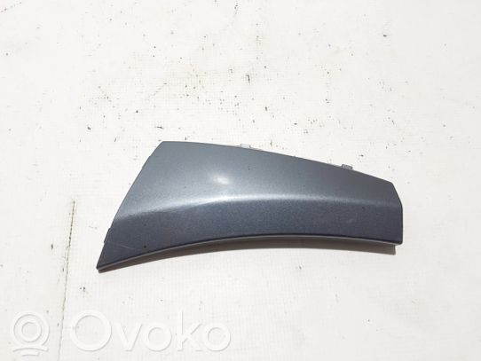 Mercedes-Benz C W205 Modanatura separatore del paraurti anteriore 