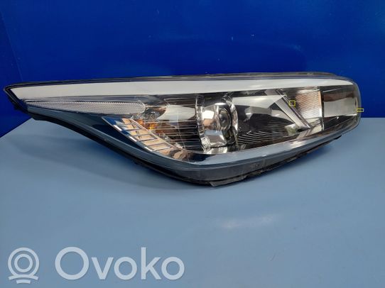 KIA Ceed Priekinis žibintas 