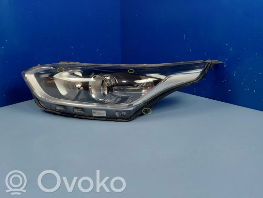 KIA Ceed Priekinis žibintas 