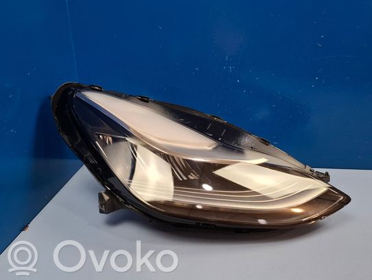 Tesla Model 3 Priekinis žibintas 