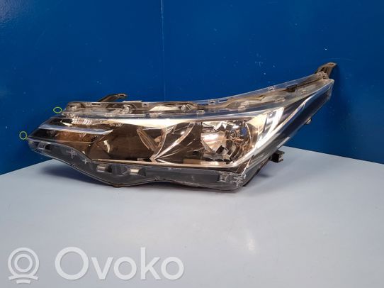 Toyota Corolla E160 E170 Priekinis žibintas 